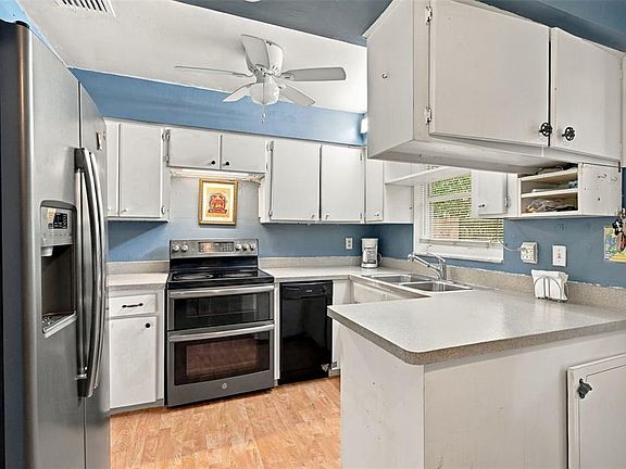 3rd image of 1069 STILLWATER AVENUE