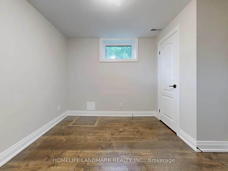 1661 Mount Albert Rd #2 — Photo 10