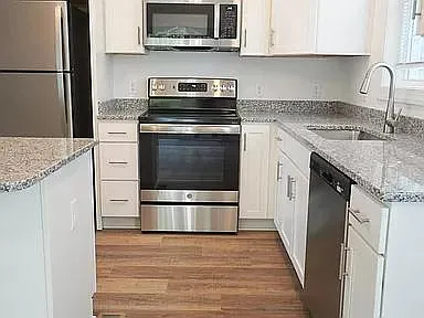 22 Parkview Dr — Photo 4