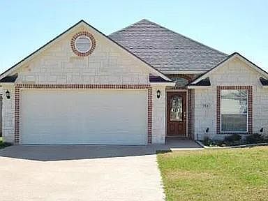 1st image of 918 Crystal Dove Ave