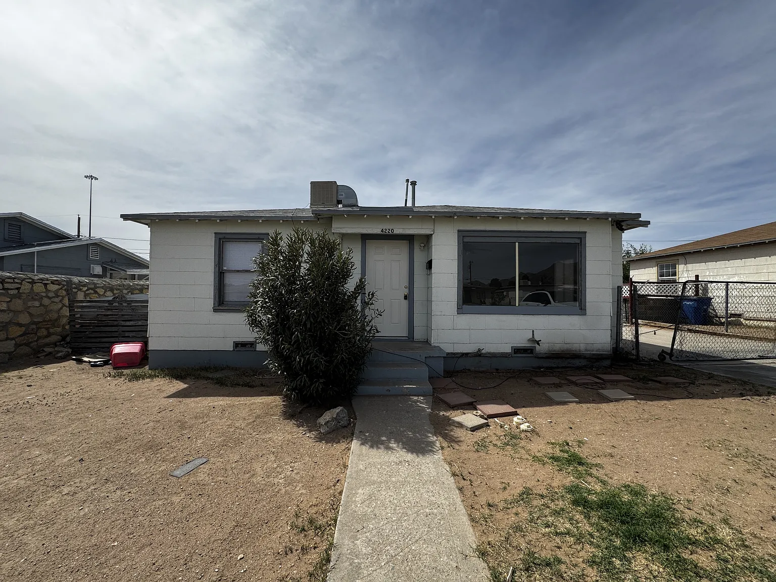 4220 Broaddus - 3 — Photo 3
