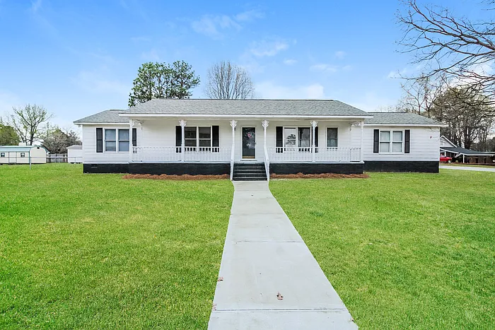 651 Cedar Field Ln — Photo 1