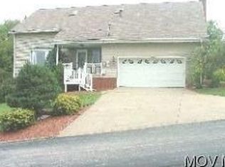 15 James Ct, Parkersburg, WV 26105