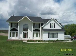 21800 W Angus Rd, Gretna, NE 68028