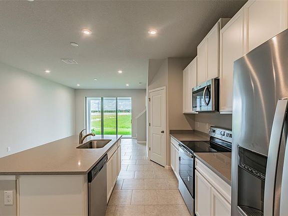 5th image of 19309 Blue Pond Dr