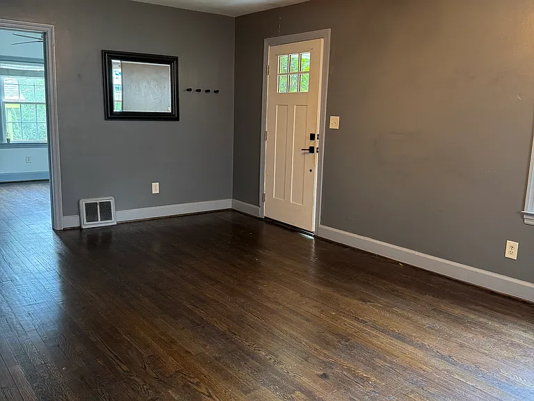 905 Bellview St — Photo 3