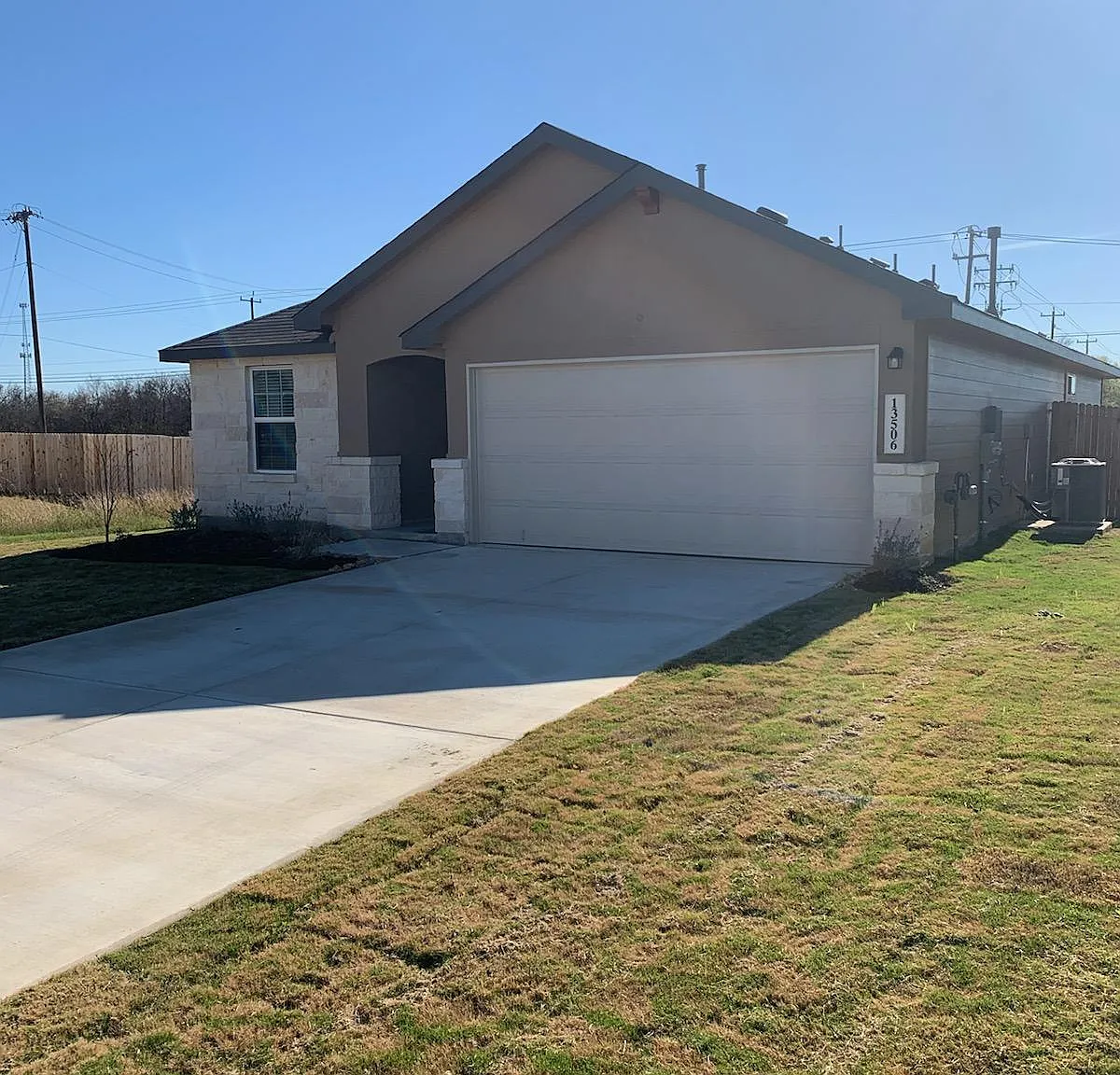 13506 Molossos Way — Photo 1