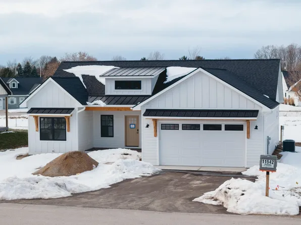 11542 S Crescent Dr Lot 43, Empire, MI 49630