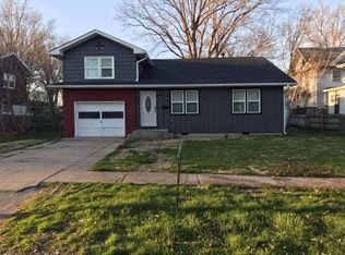 214 Dulaney St, Slater, MO 65349