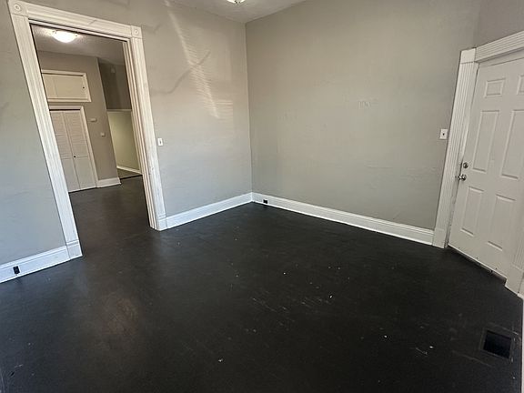 3rd image of 3244 Gravois Ave #1F