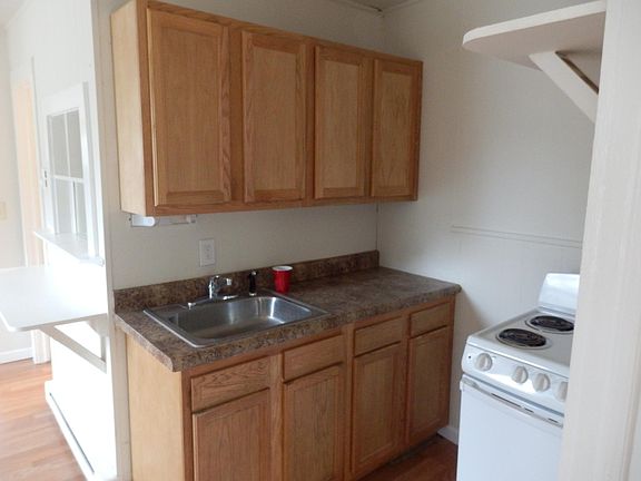 4th image of 88 Tonianne Dr