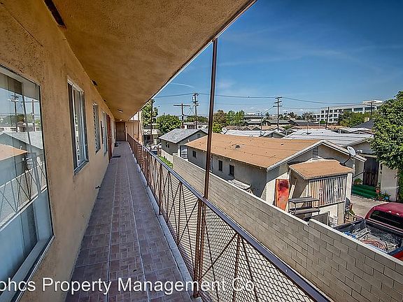 2nd image of 1088 W 39th St APT 09