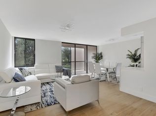 3805 Bridgewood Dr, Boca Raton, FL 33434