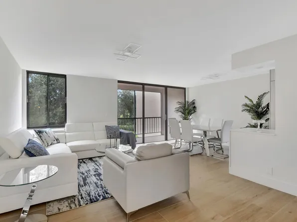 3805 Bridgewood Drive, Boca Raton, FL 33434