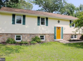 900 Kearsley Rd, Sicklerville, NJ 08081