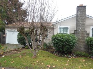 998 Lochbrae Rd, Sacramento, CA 95815