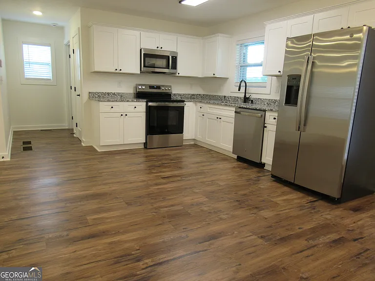 765 Old Kerns Rd — Photo 17