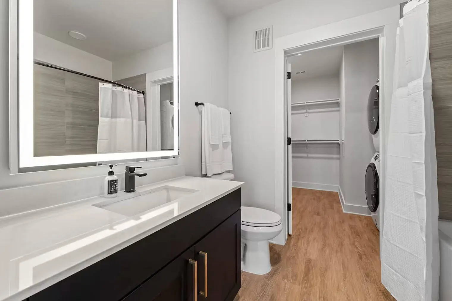 Studio, 1.0 bath, 602 sqft, $4,045 — Photo 3