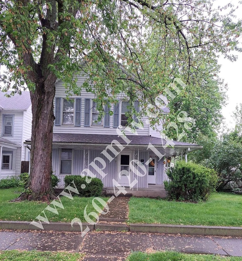 1 BR Apartment Near Downtown — Photo 1