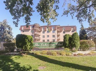 3680 186th St APT 401, Lansing, IL 60438