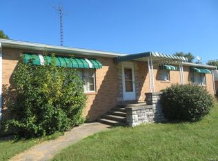 804 N State St, Litchfield, IL 62056