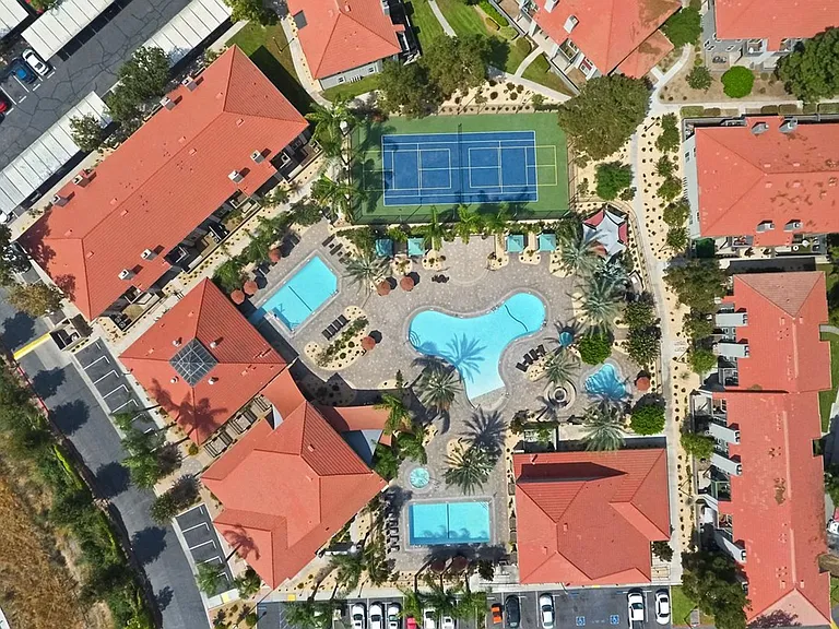 Corona Pointe Resort — Photo 13