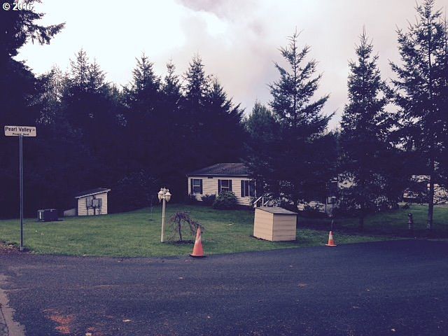2nd image of 125 Pearl Valley Dr