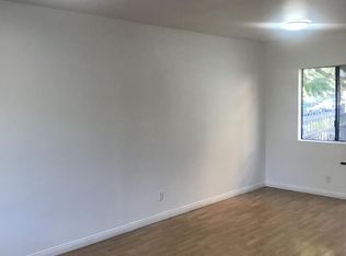 10114 Samoa Ave #A, Tujunga, CA 91042