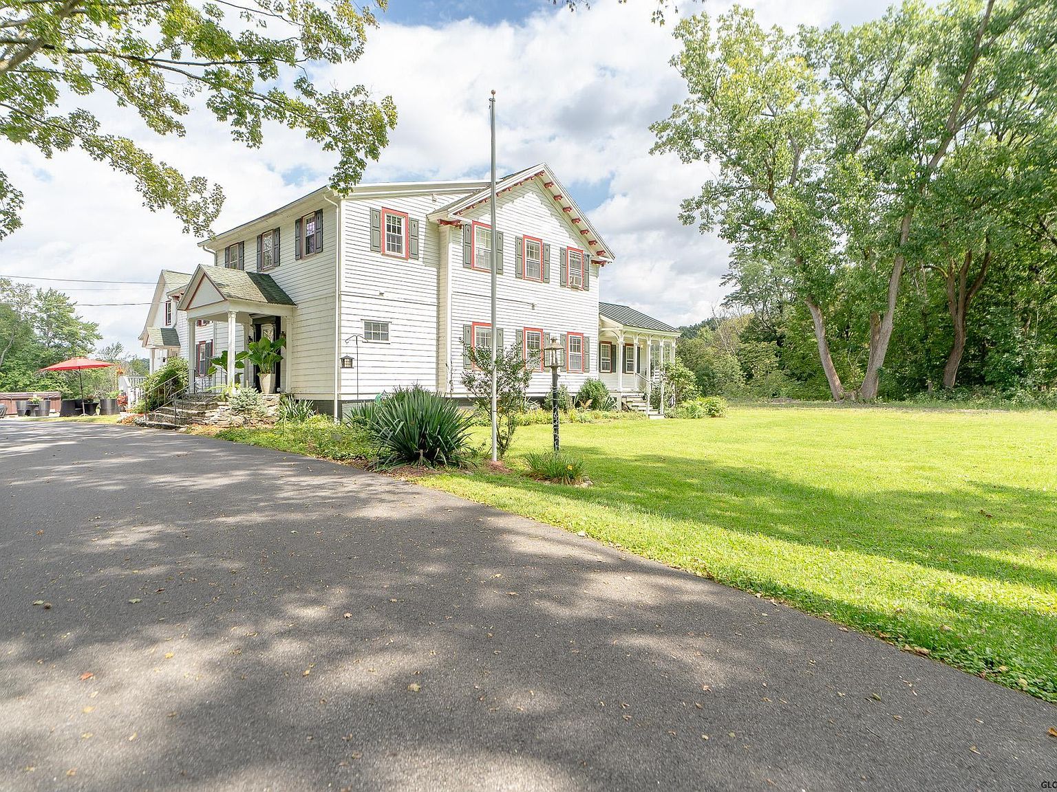 161 PINEWOODS Avenue, Troy, NY 12180 Zillow