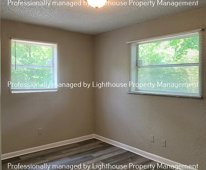 9036 Castle Blvd — Photo 14