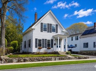 33 Pleasant St, Hopkinton, MA 01748