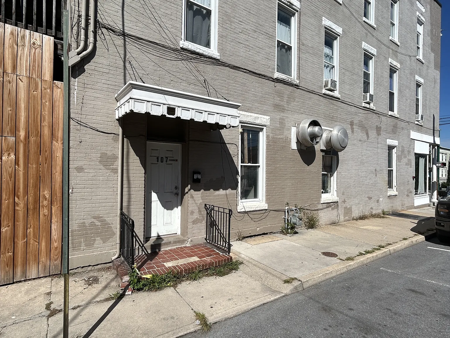 107 South Mulberry Street - 1 — Photo 2