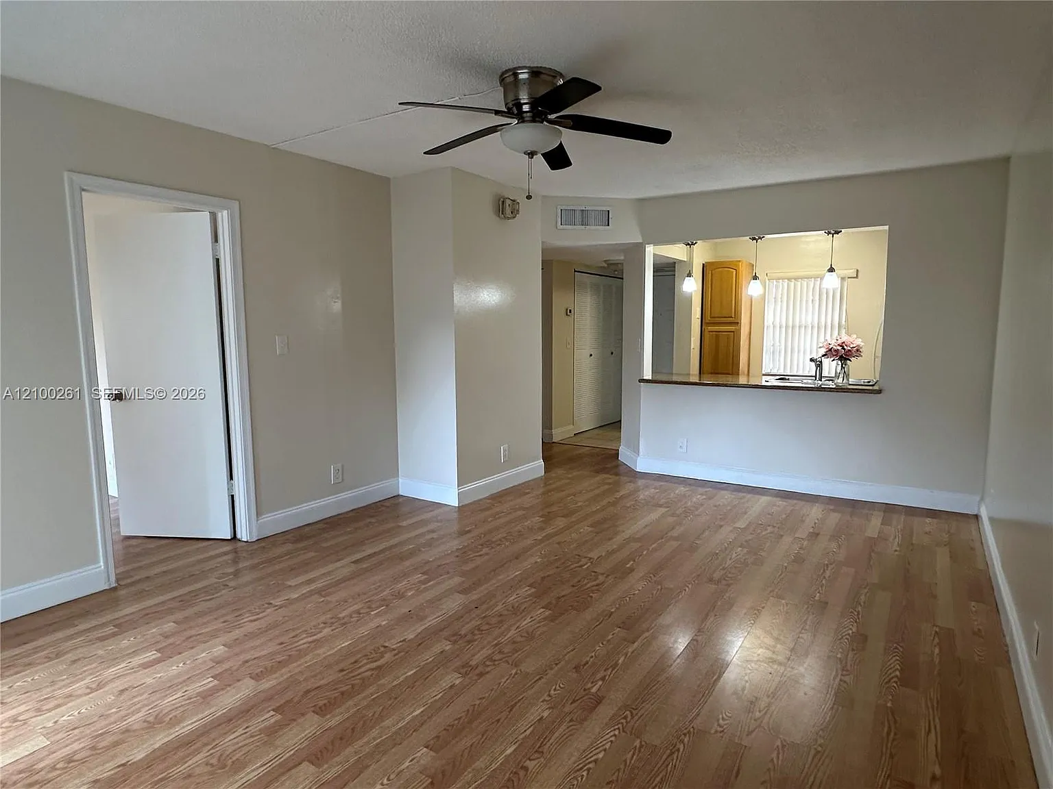 Brittany Court Condo — Photo 4