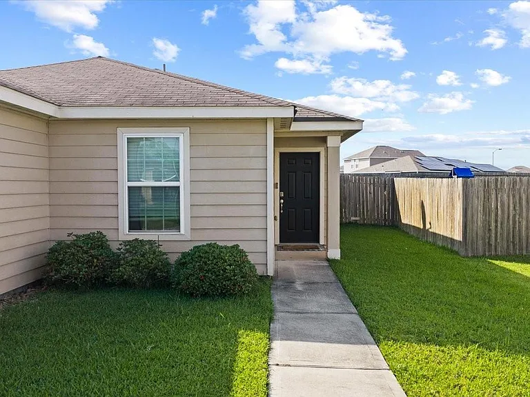 5727 Treasure Cove Rd — Photo 17