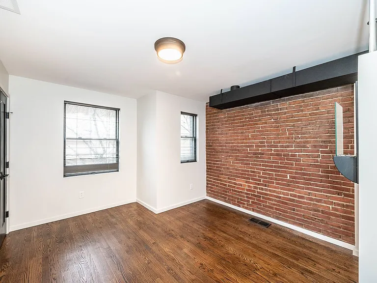 811 T St NW — Photo 68