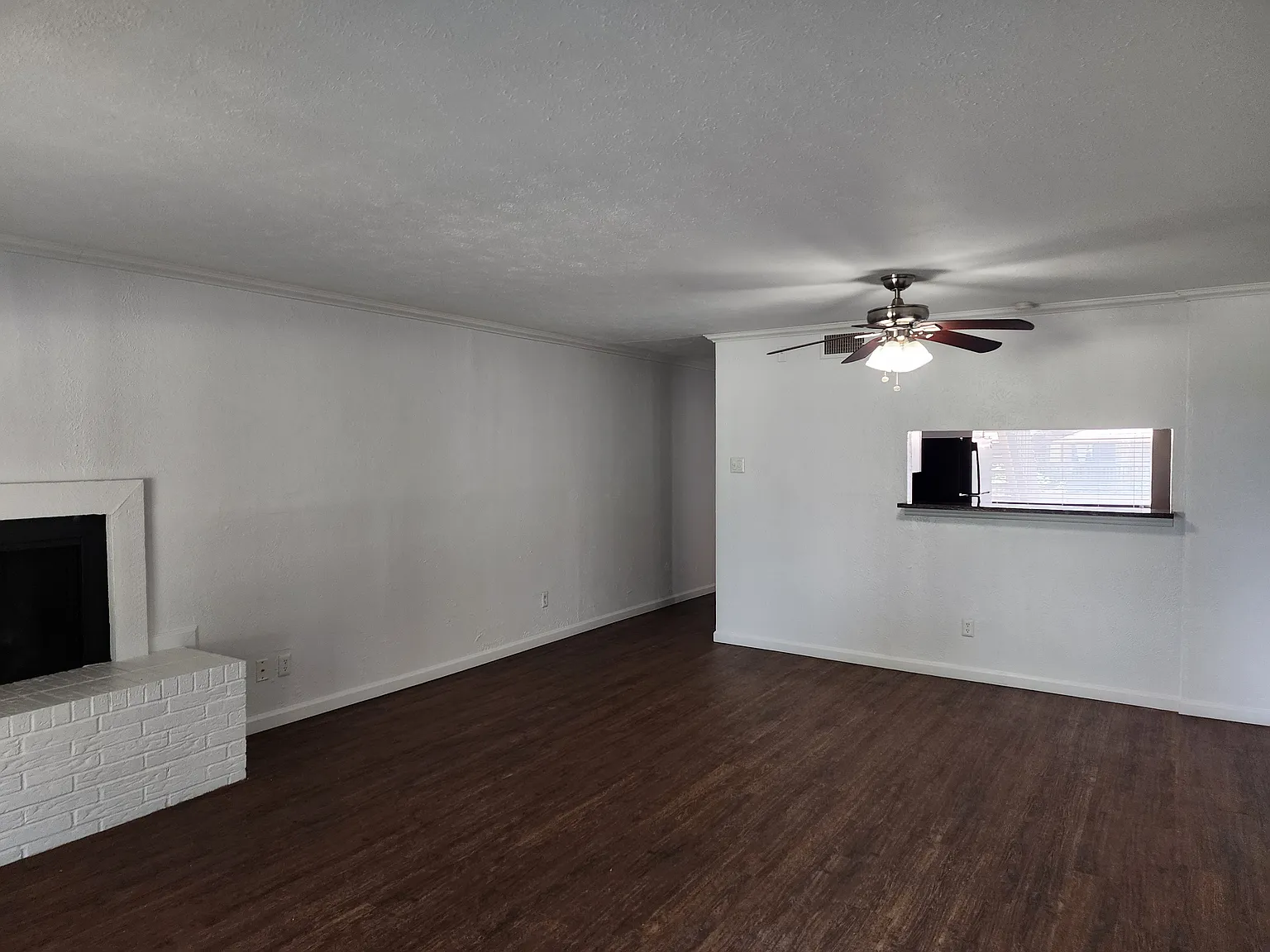 2 bed, 1068 sqft, $1,490 — Photo 1