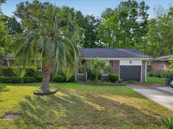 1225 Hillside Dr, Hanahan, SC 29410