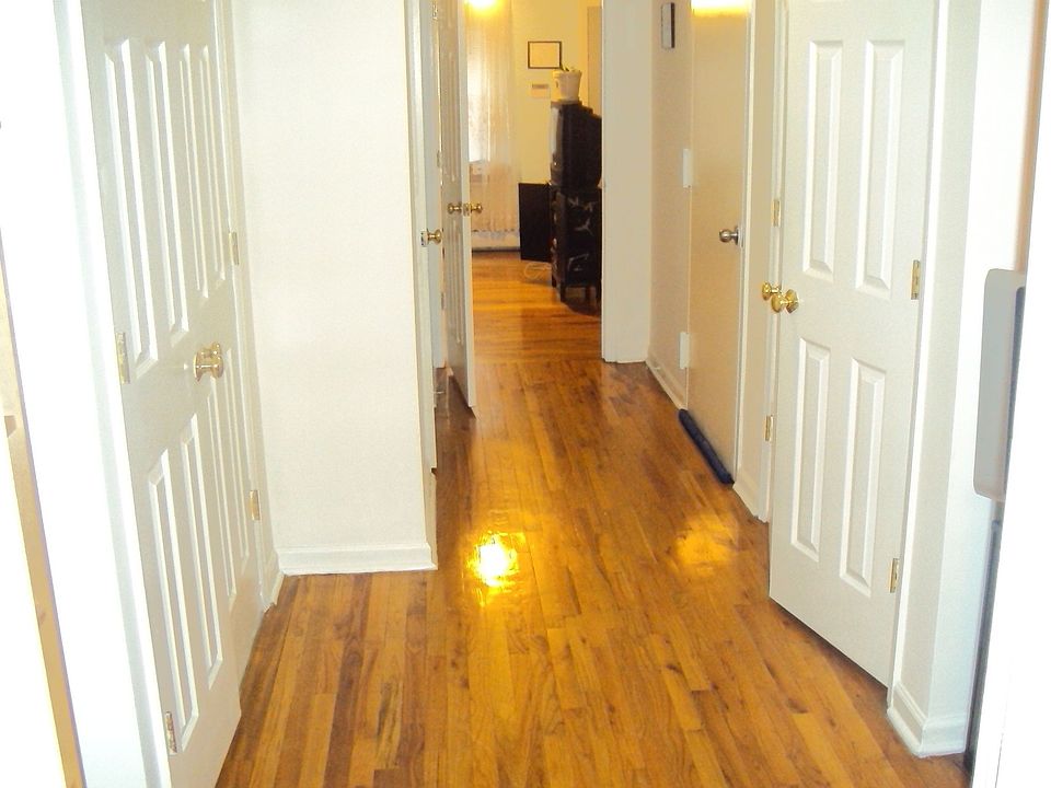 Parlor Floor Hall
