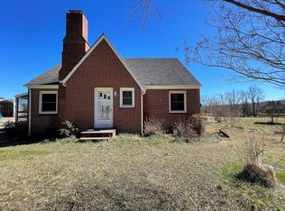 3974 Cellar Creek Rd, Blackstone, VA 23824