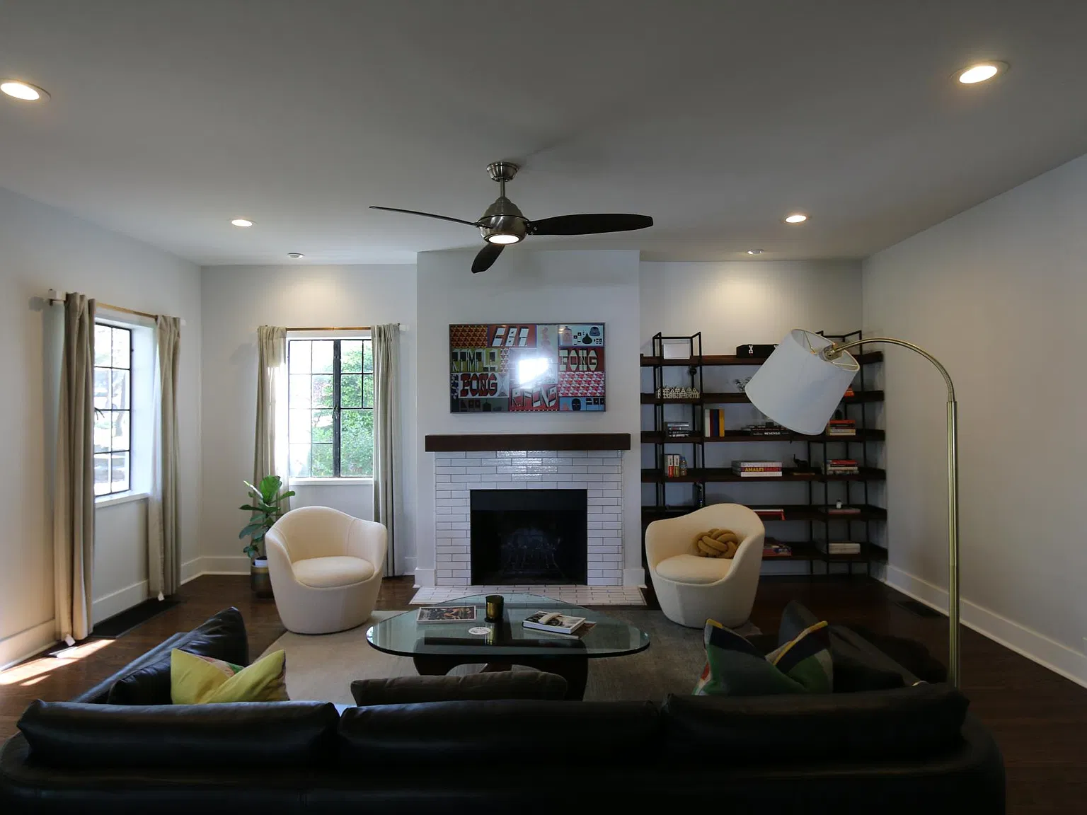 3 bed, 2284 sqft, $4,250 — Photo 2