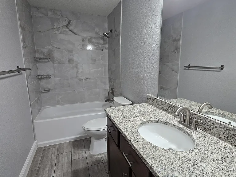14341 Island Cove Dr — Photo 6