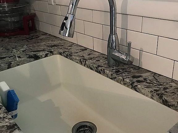 10” sink granite countertop