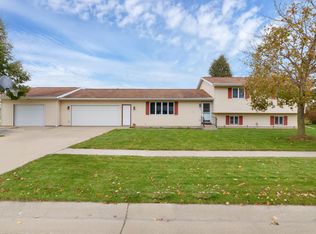 1032 Oriole St, Waupun, WI 53963