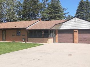 310 W Maple St, Hubbard, IA 50122