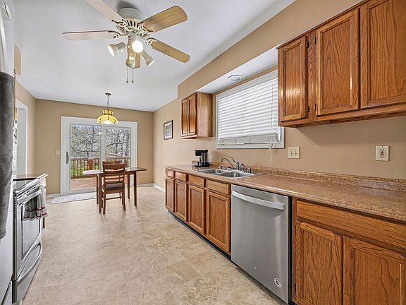 5th image of 1670 Brierwood Ct