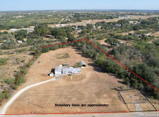 337 County Road 2518, Moore, TX 78057