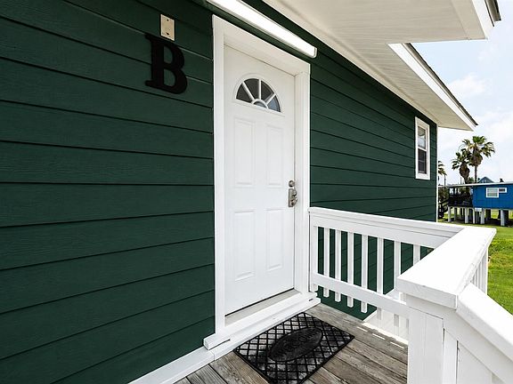 4th image of 403 Fort Velasco Dr #B