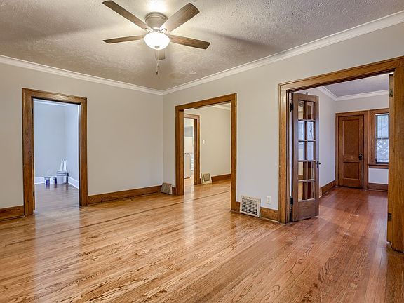 3rd image of 4801 Fontenelle Blvd