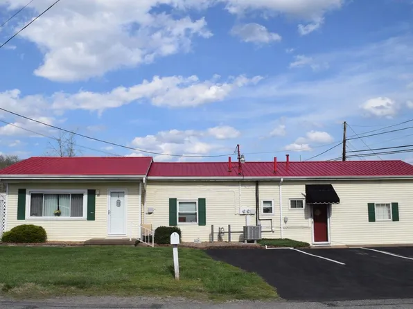 1128 3rd Ave, Chesapeake, OH 45619