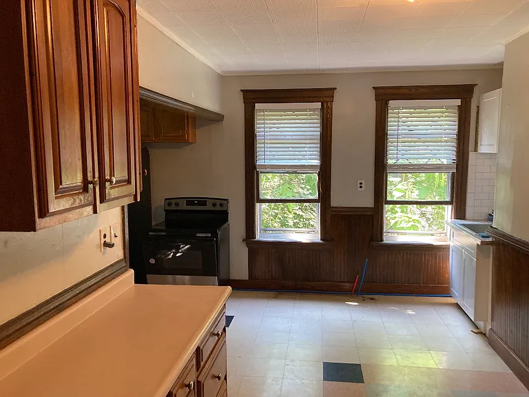23 Freeland St #2 — Photo 6